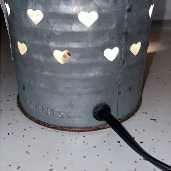 Scentsy Angel Wings Warmer - Picture 8 of 10